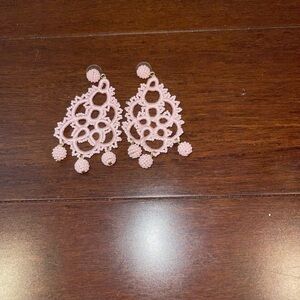 guc j crew Elegant Pink Lace Earrings
